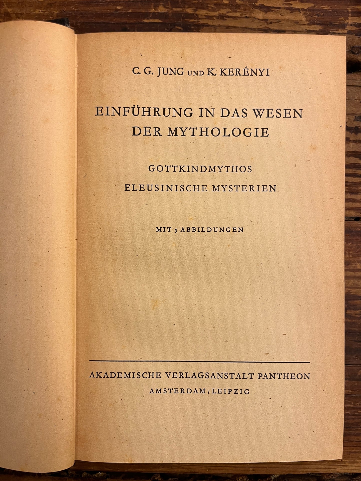 Einfuhrung in das wesen der Mythologie, C.G. Jung und K. Kerenyi