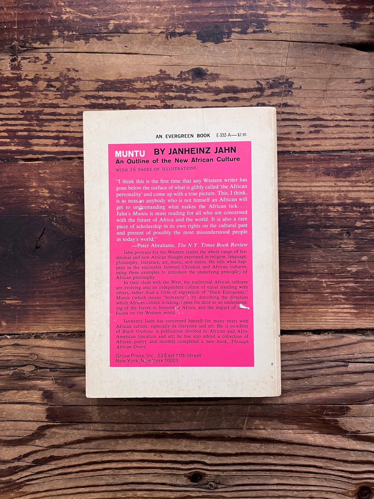 Back cover of 'Muntu The New African Culture' by Janheinz ahn