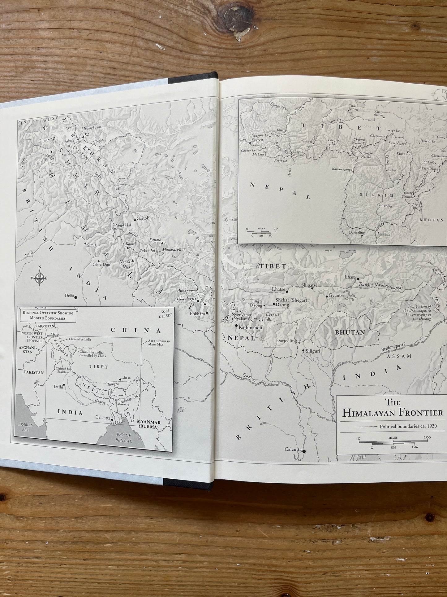 Into the silence, the Great War, Mallory, and the conquest of Everest, Wade Davis