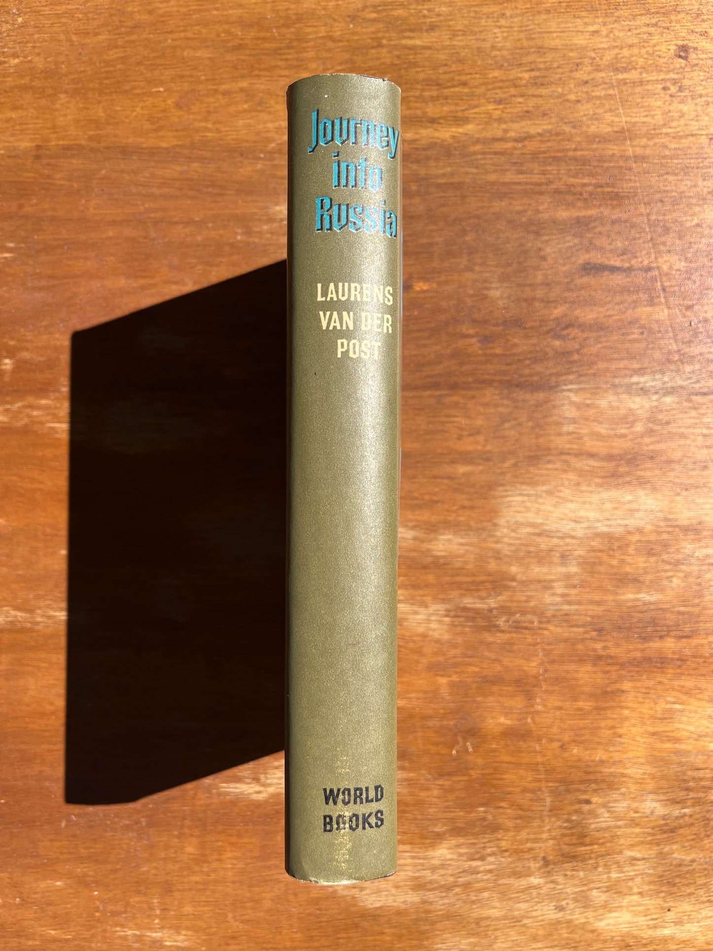 Journey into Russia, Laurens van der Post