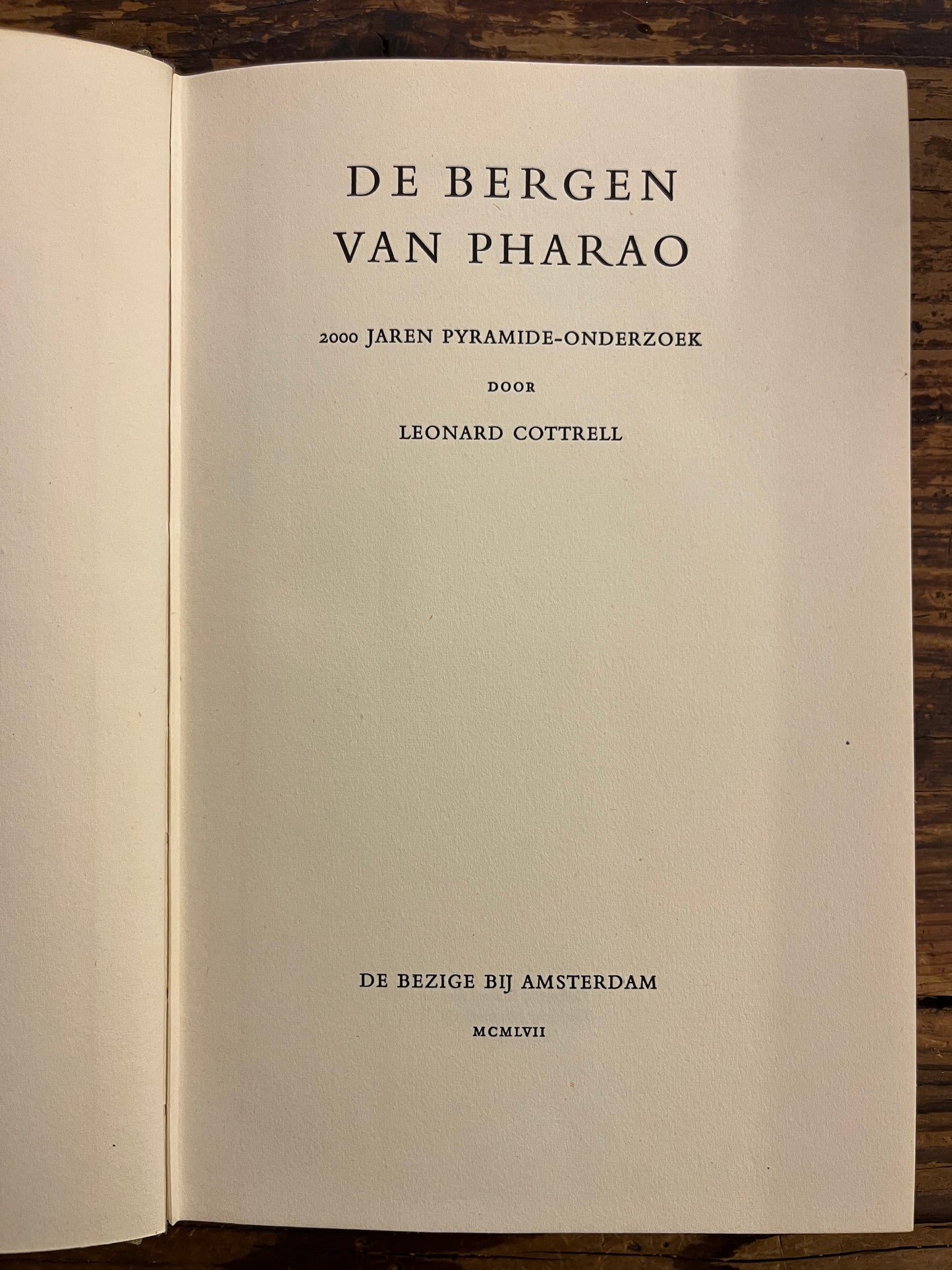 De bergen van de pharao, Leonard Cottrell