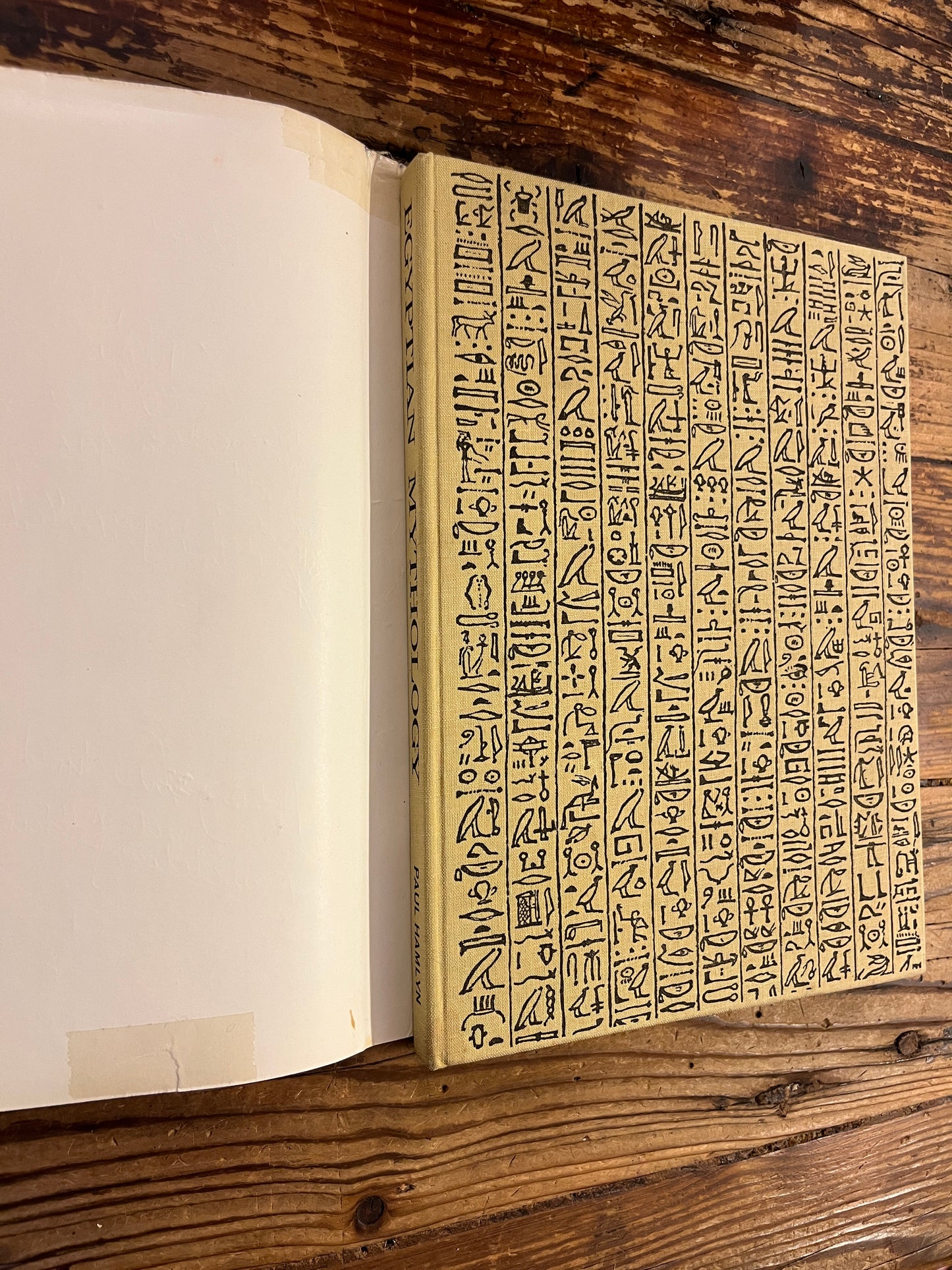 Egyptian Mythology, Paul Hamlyn