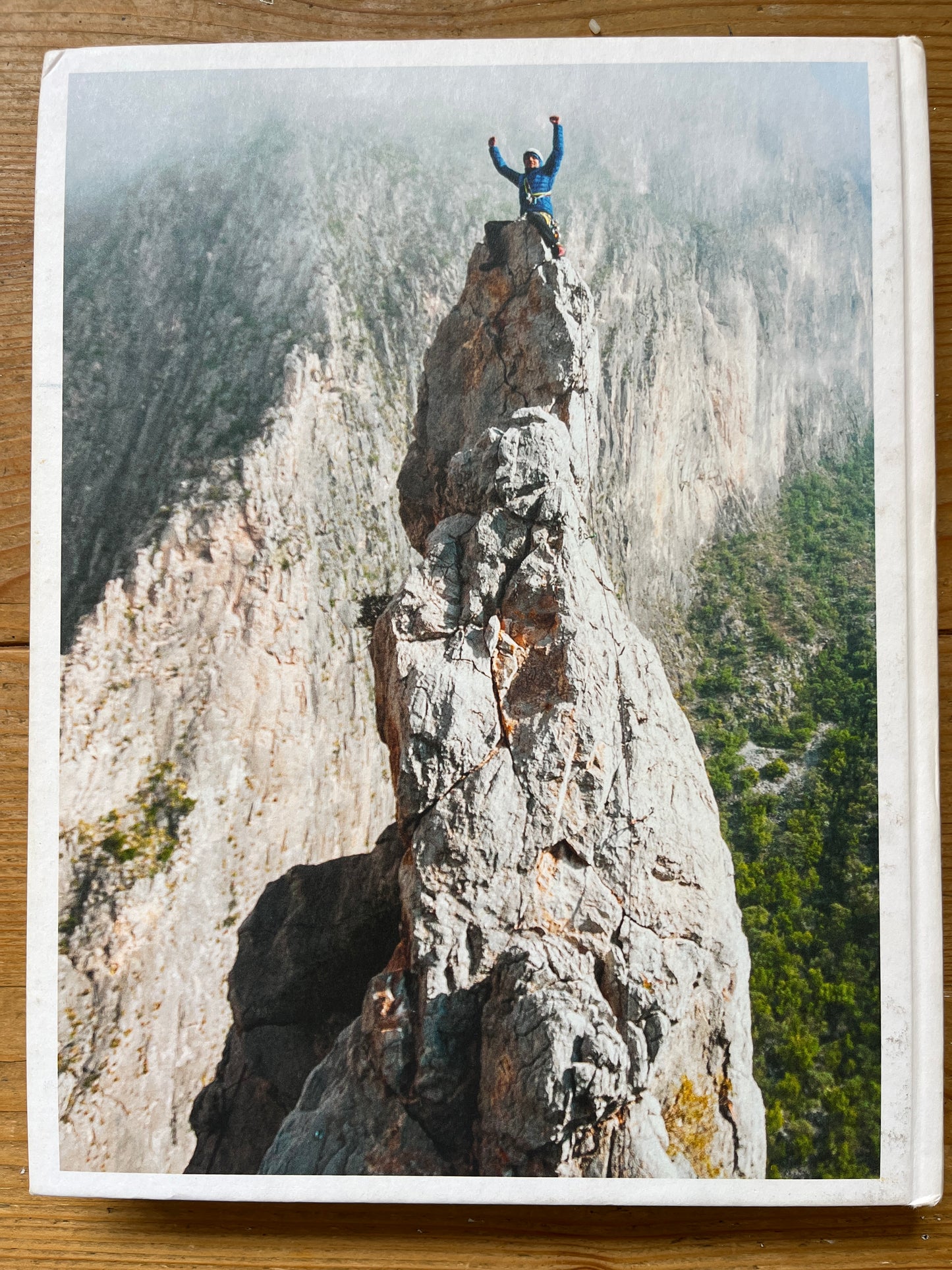 Cliffhanger, new climbing culture & Adventures