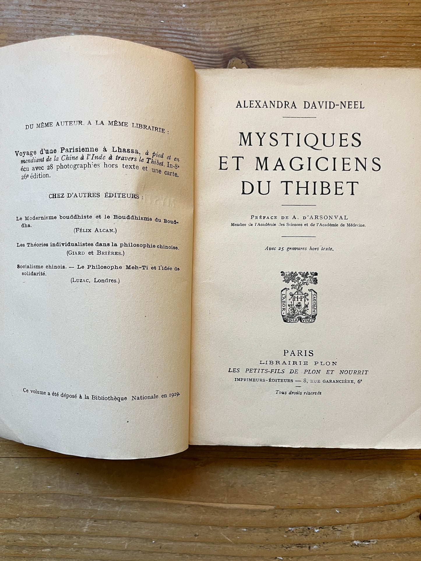 Mystiques et Magiciens du Thibet, Alexandra David-Neel