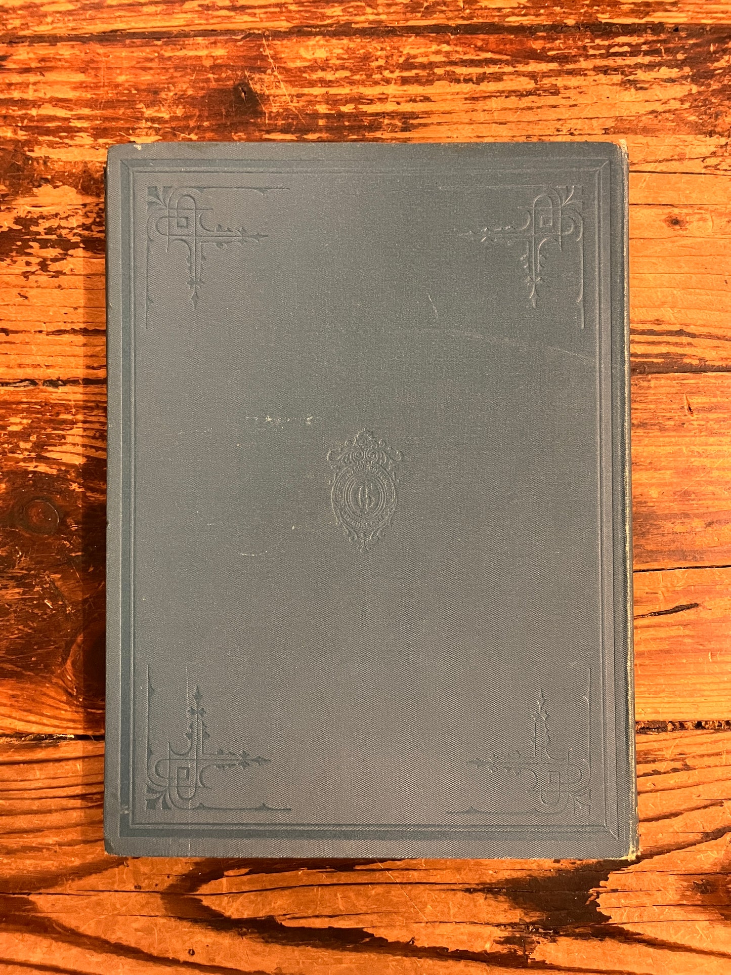 foto van de rugcover van het boek " OliverTwist"