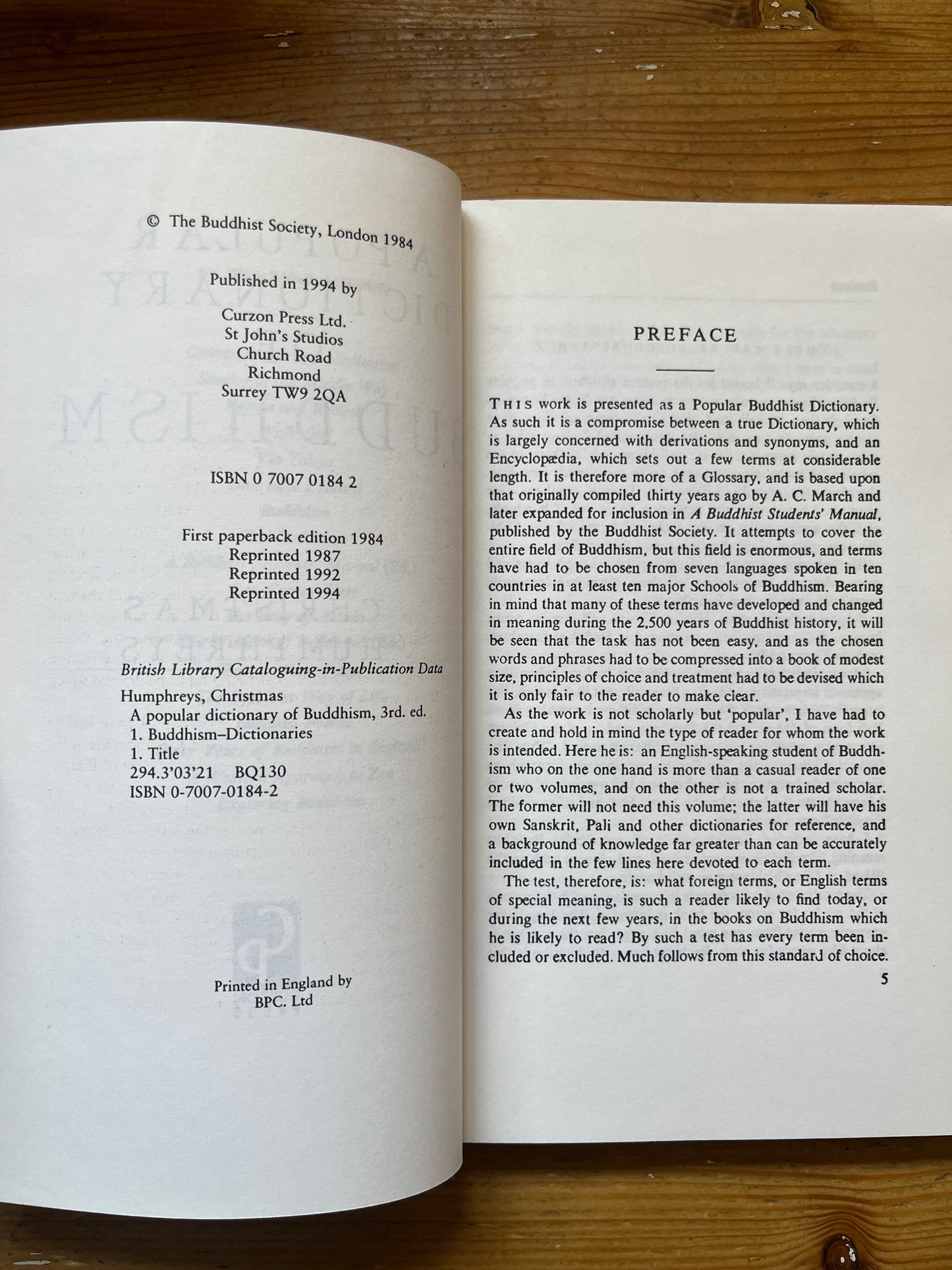 A popular dictionary of Buddhism, Christmas Humphreys
