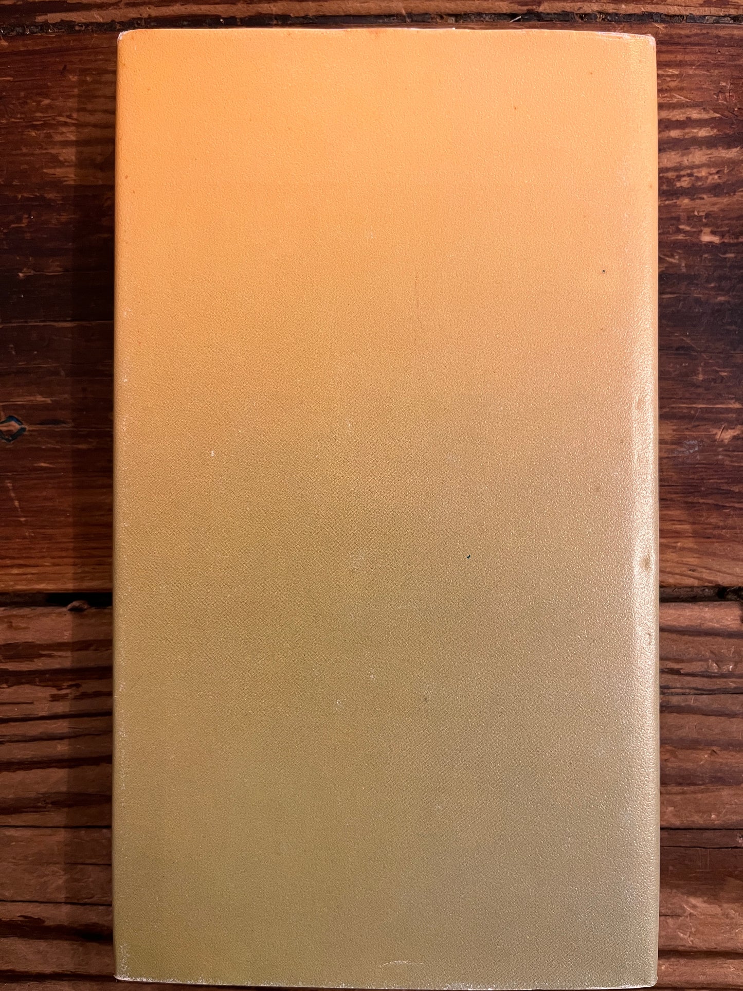 Achterkant met stof omslag van boek met de titel 'De wijzen uit het Oosten' door Jakob Streit