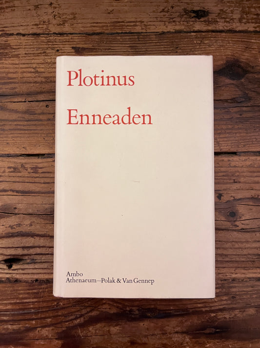 cover van het boek "Enneaden"op houten achtergrond