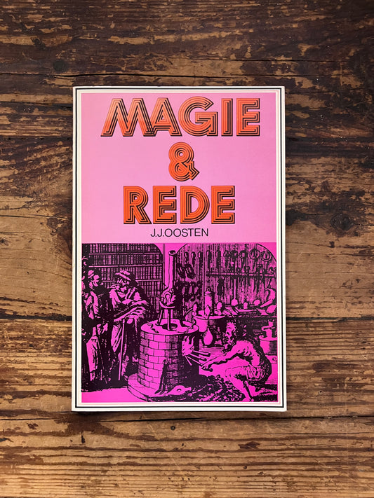 foto van de omslag van het boek "magie en rede" op een houten actergrond