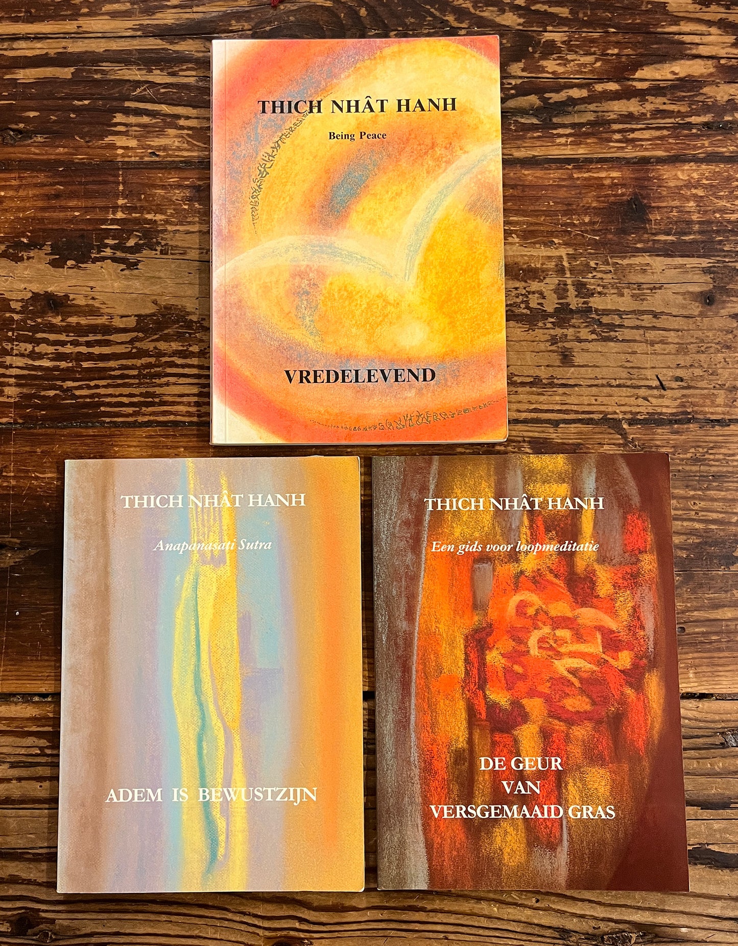 Bundel van Thich Nhat Hanh boeken