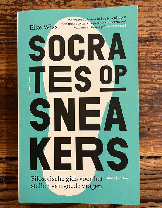 Socrates op sneakers, Elke Wiss