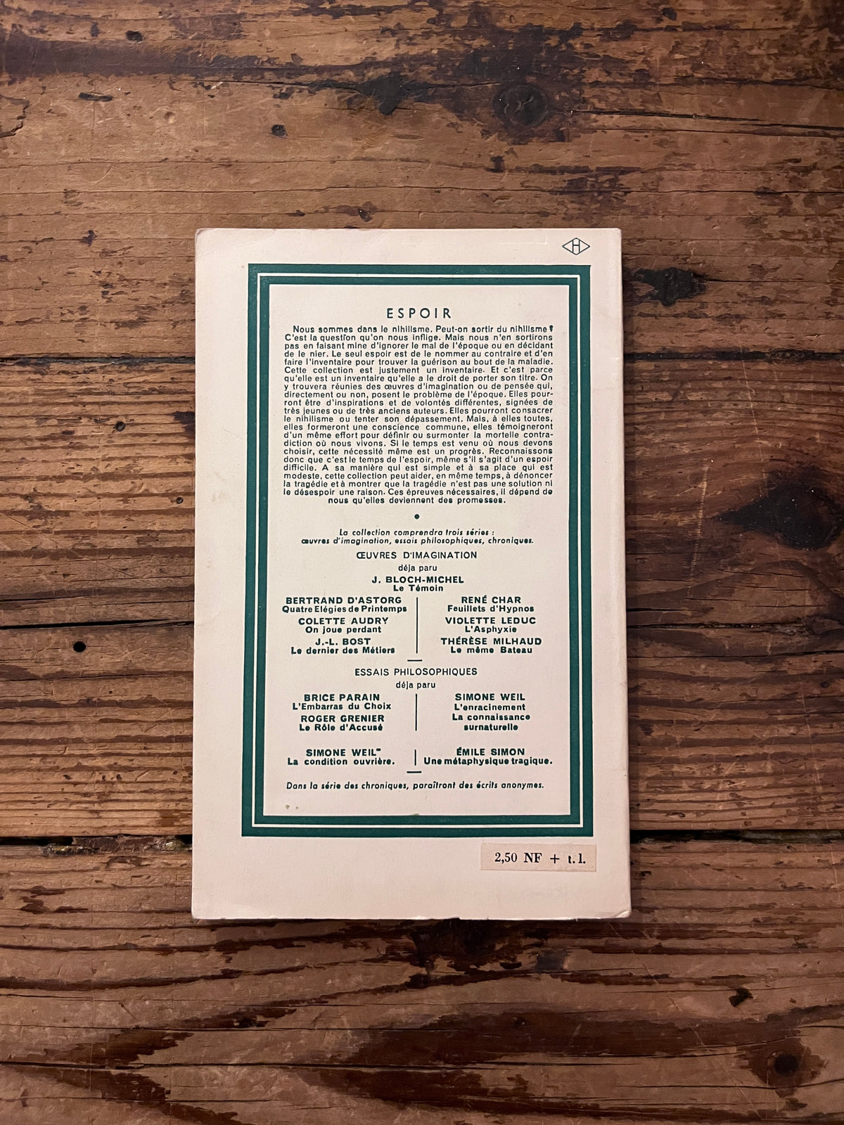 photo de la quatrième de couverture du livre "lettre a un religieux" sur fond de bois